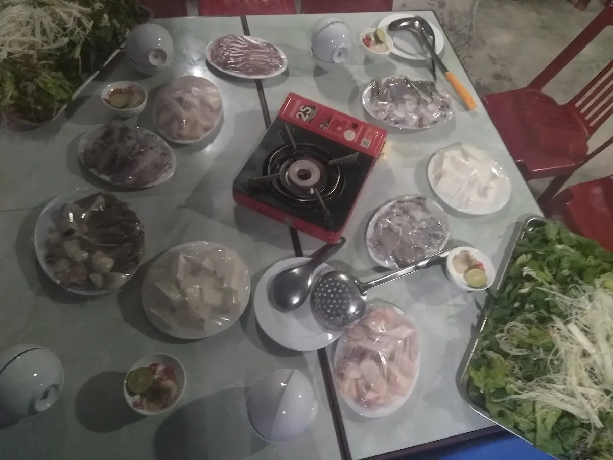 Ảnh Bờ sông quán