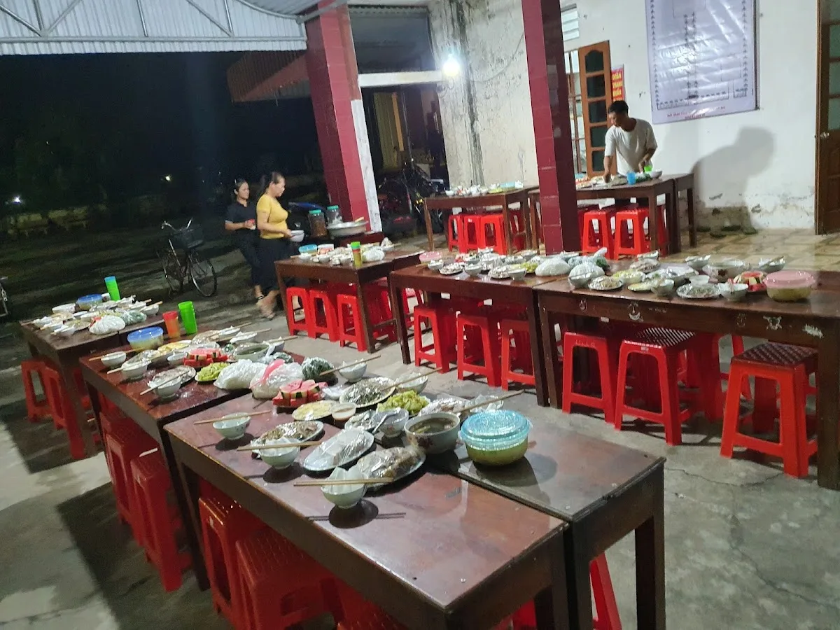 Ảnh Cửa hàng thịt mèo, thịt thỏ Trần Lan