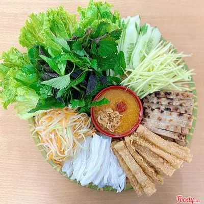 Ảnh NHÃ UYÊN QUÁN