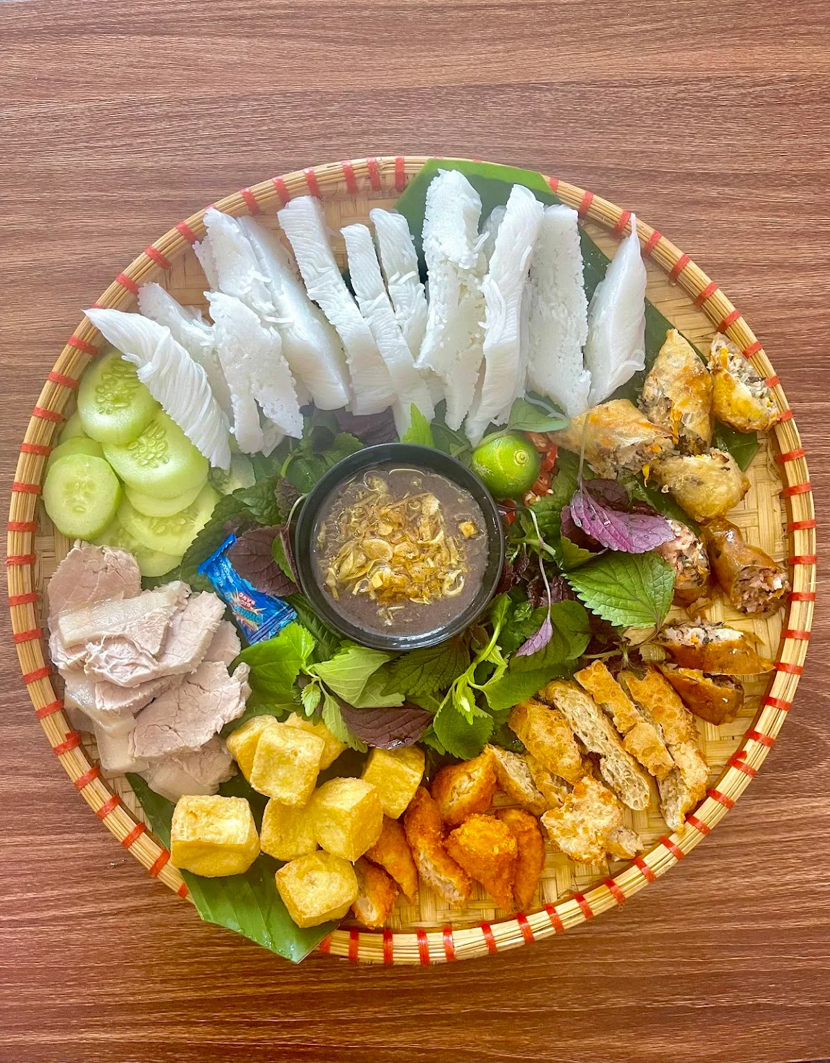 Ảnh Bún đậu - Mỳ cay . LAVIEM