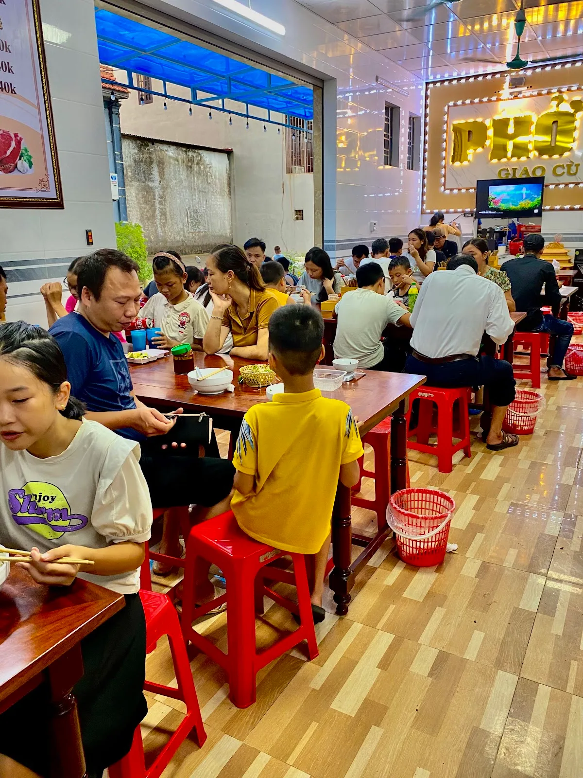 Ảnh Lê Thắng Phở Bò
