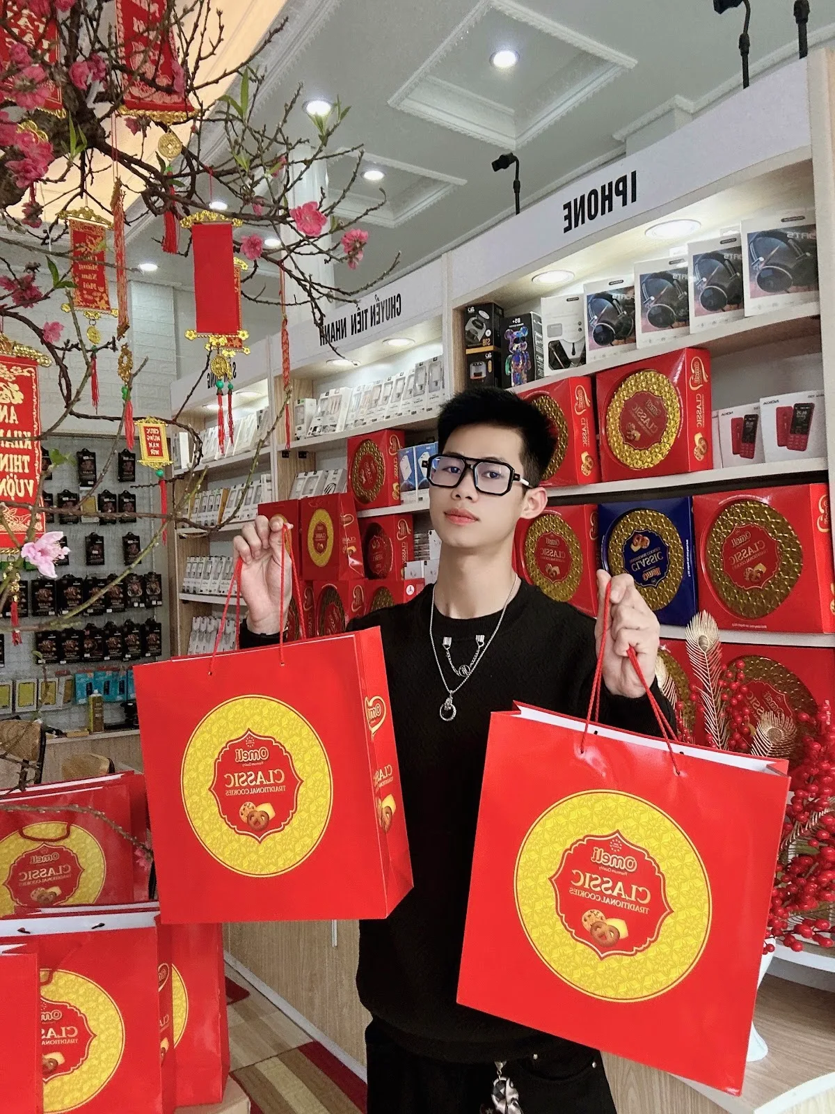 Ảnh 2 — Song Hoàn Store - Giá Tốt Nhất