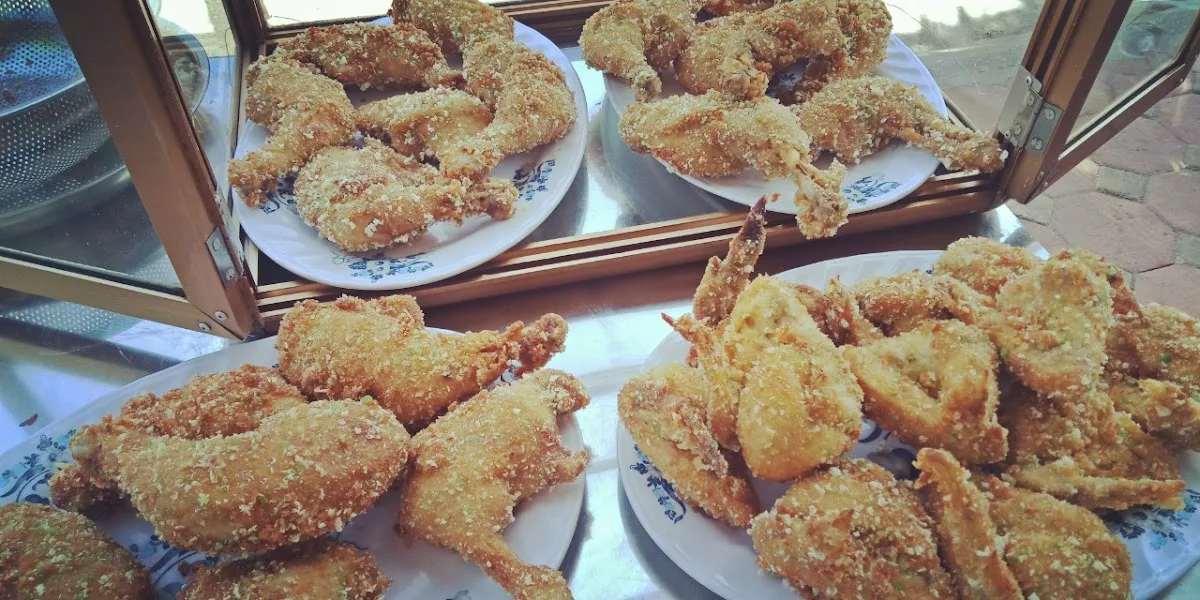 Ảnh 4 — Chè - Chân Gà Nướng Đức Chinh