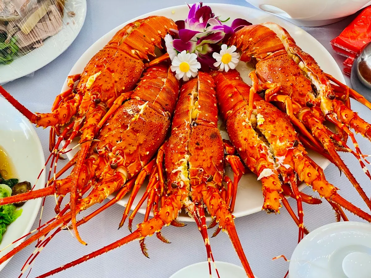 Ảnh 4 — Nhà Hàng Tiệc Cưới Yến Nhị